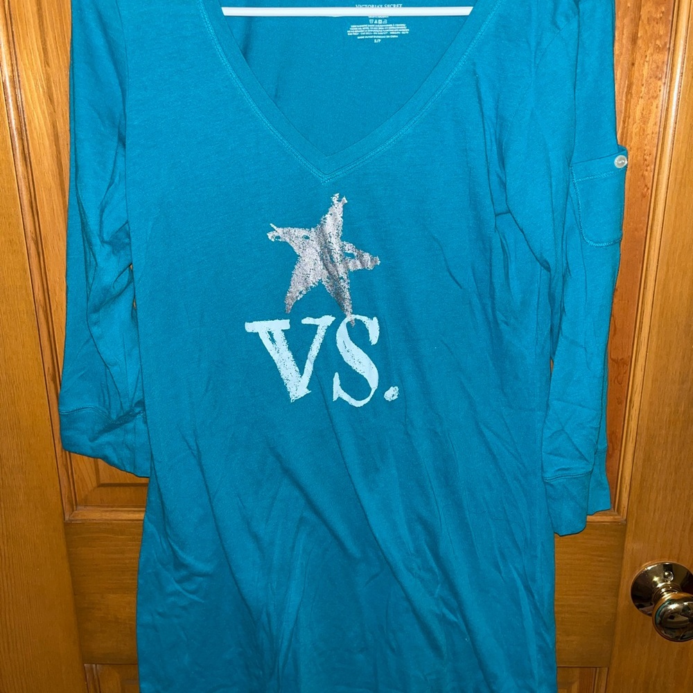 Victoria’s Secret sleeper top
